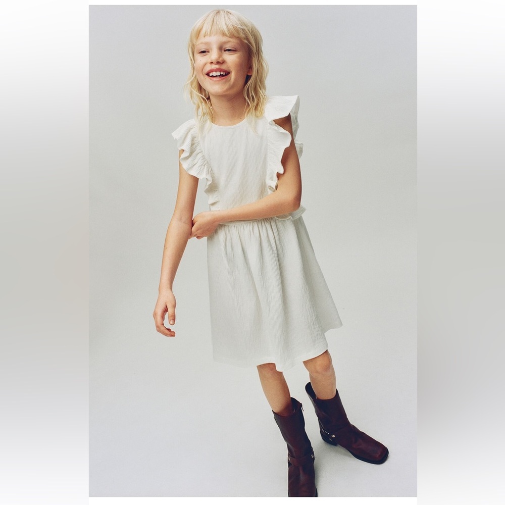 Zara cut out pleated ruffled dress. Size 7 .